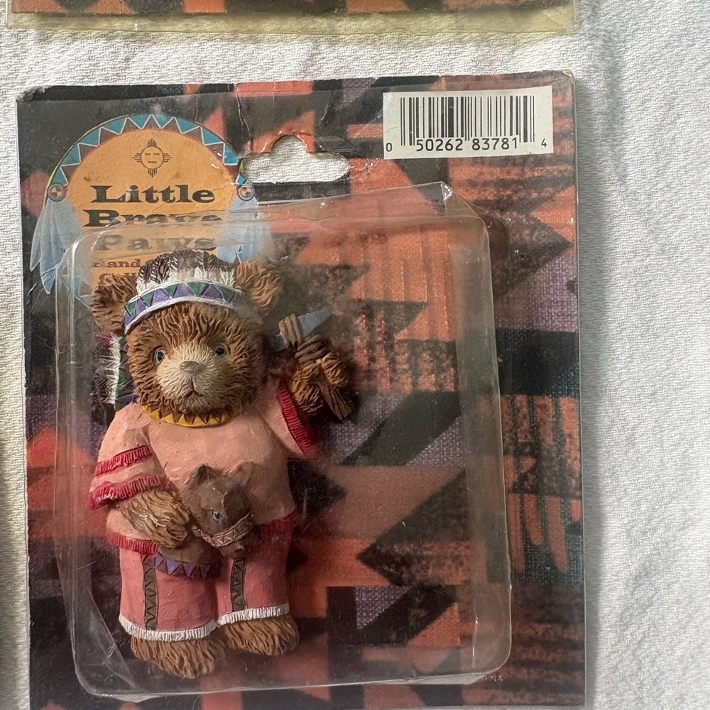 Vintage Little Brave Paws Bear Figurines 1996 - Picture 3 of 8